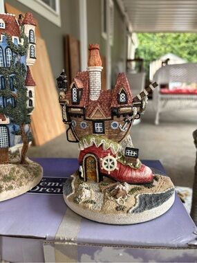 Shoemakers dream pirate ship